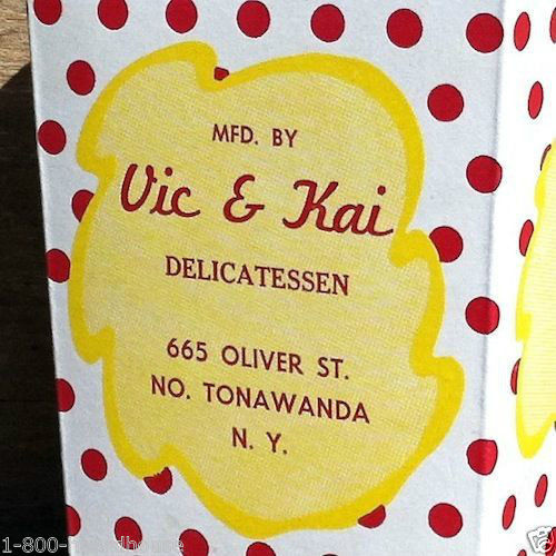 10 VIC KAI DELICATESSEN Deli Box 1940s