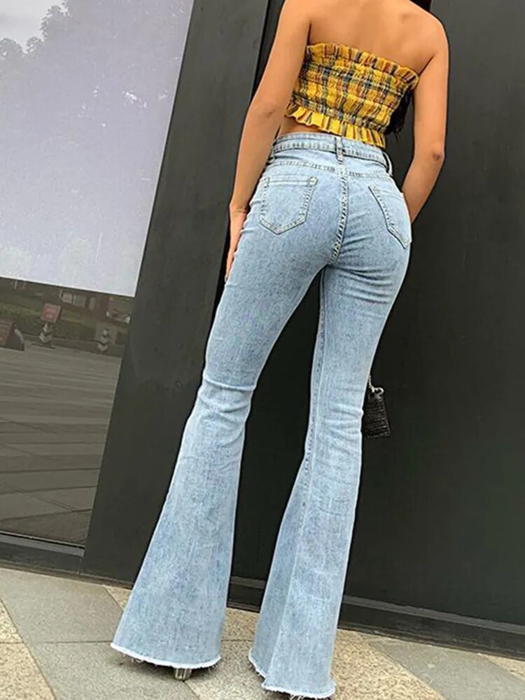 Women's Vintage High-Waist Flared Jeans | Great for Casual Days