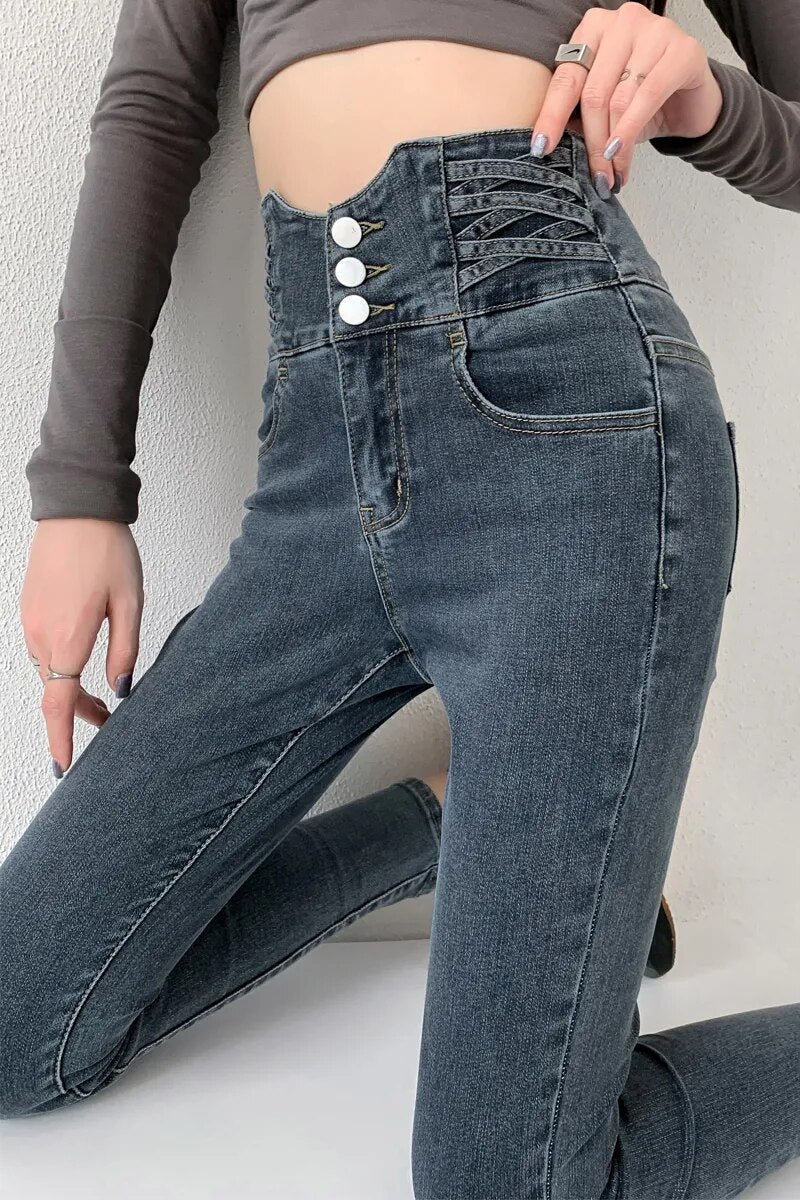 Women's Fashionable Hip Tight Lifting Skinny Jeans | For Everyday Wear
