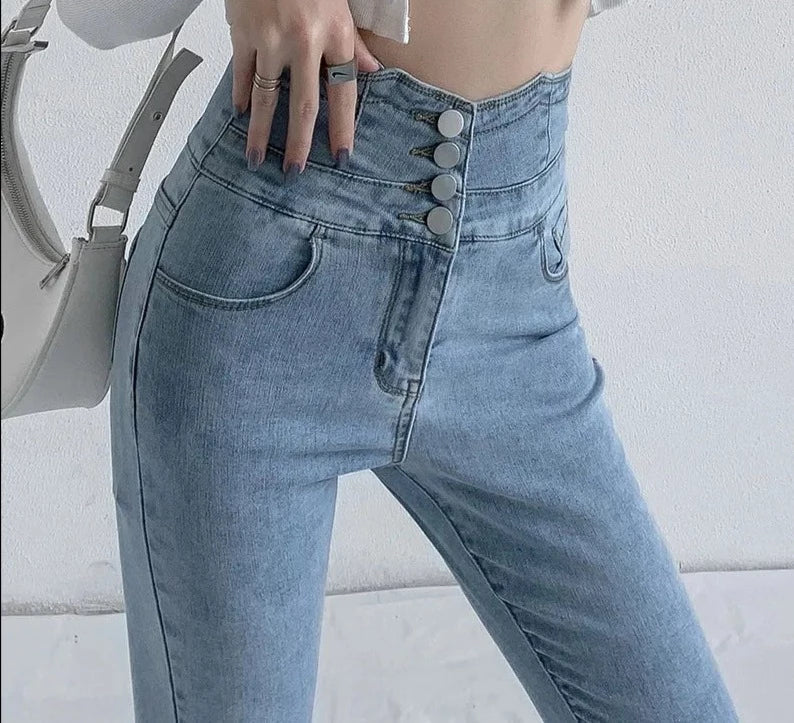 Women's Fashionable Hip Tight Lifting Skinny Jeans | For Everyday Wear