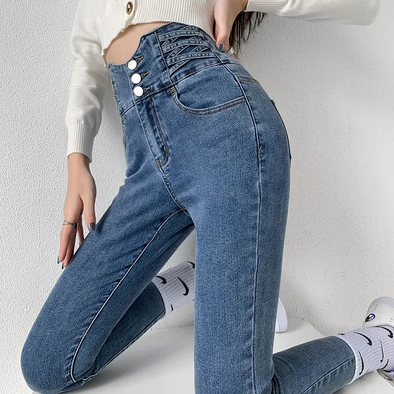 Women's Fashionable Hip Tight Lifting Skinny Jeans | For Everyday Wear