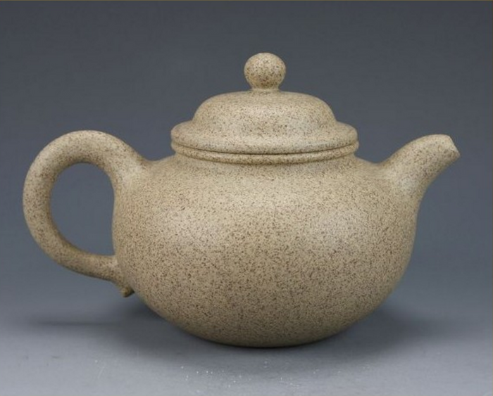 Bai Ma Zi Duan Ni Lian Zi Yixing Clay Teapot by Wang De Ming | Yunnan Sourcing Tea Shop