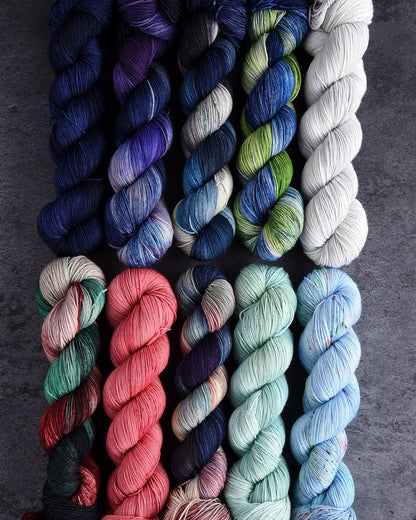 Destination Yarn Mini Skein Set Chicagoland - MINI SKEIN SET