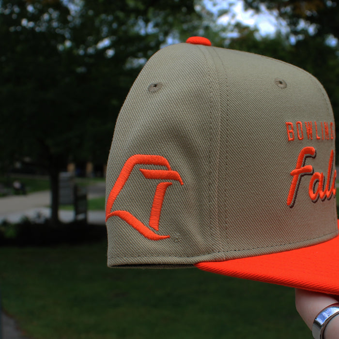 Nike Falcons Parachute Beige Pro Flat Bill