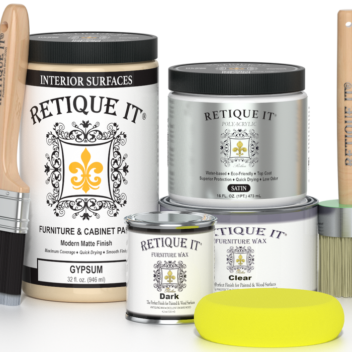 Retique It furniture and cabinet paint in a quart container, designed for gypsum surfaces with a smooth, durable finish.