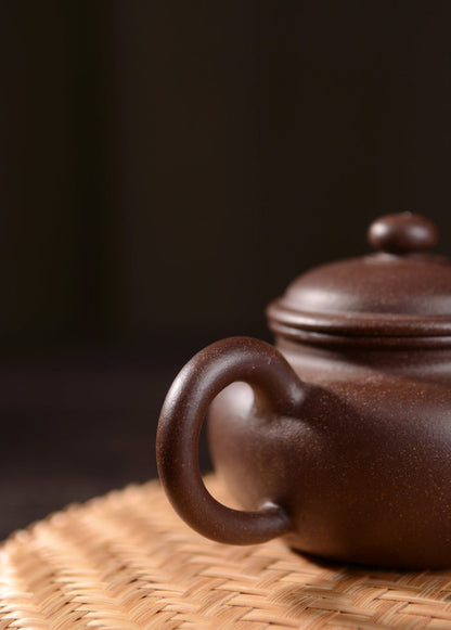 Hei Jin Gang Clay "Fang Gu" Yixing Teapot * 110ml | Yunnan Sourcing Tea Shop