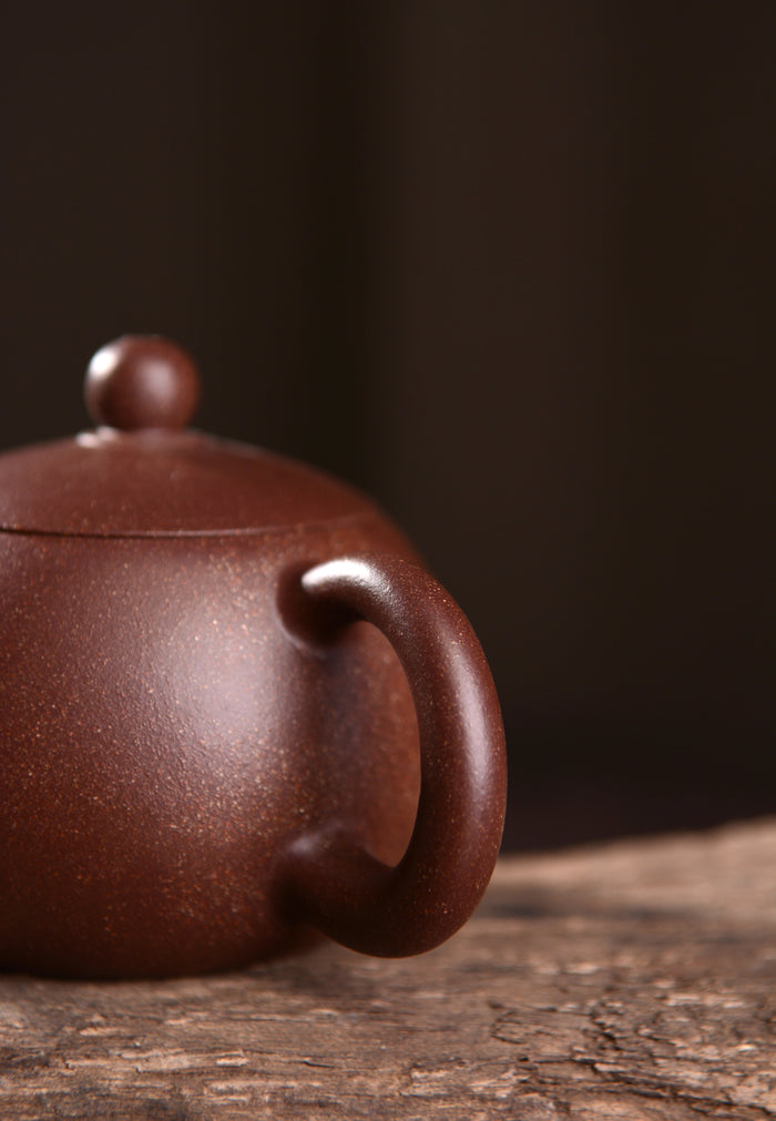 Hei Jin Gang Clay "Xi Shi" Yixing Teapot * 130ml | Yunnan Sourcing Tea Shop