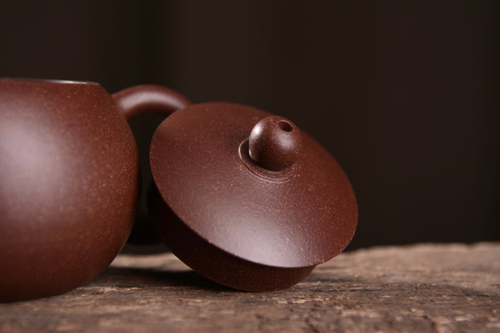 Hei Jin Gang Clay "Xi Shi" Yixing Teapot * 130ml | Yunnan Sourcing Tea Shop