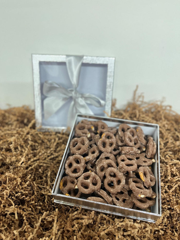 Milk Chocolate Pretzels Gift Box