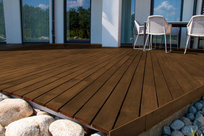 Retique It Multi-purpose Smooth Finish Kit (Large) in Cherry for exterior wood decking with matte top coat.
